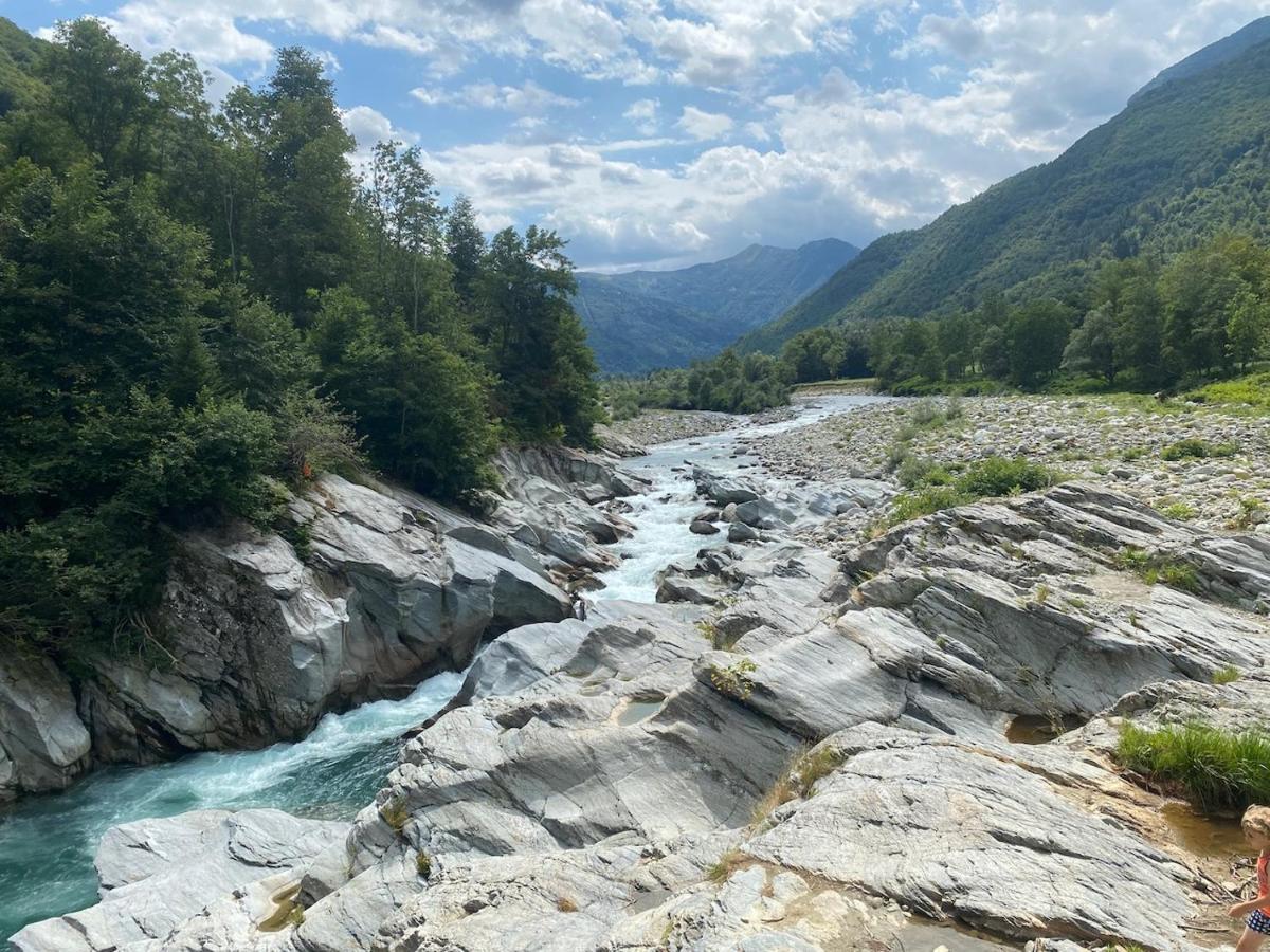 Mountain Cabin Valsesia Appartement Stella 瓦拉洛 外观 照片